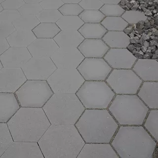 Pavés écologiques OMEGA<sup>®</sup> légèrement chanfreinés l