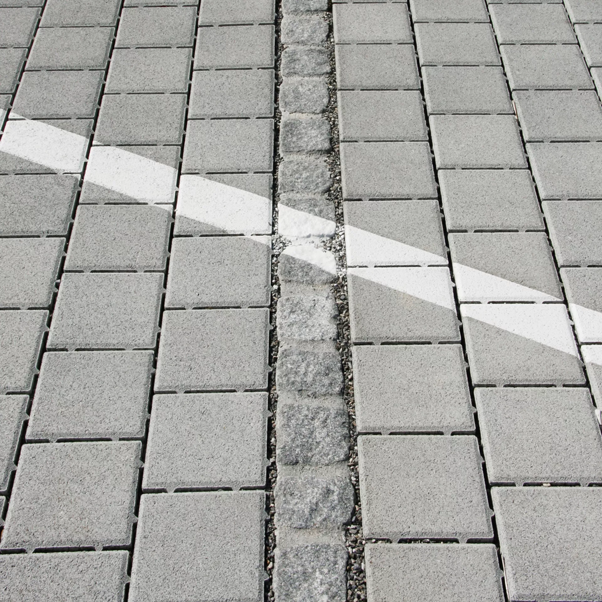 CLASSIC<sup>®</sup> DRAIN Ökosteine gefast