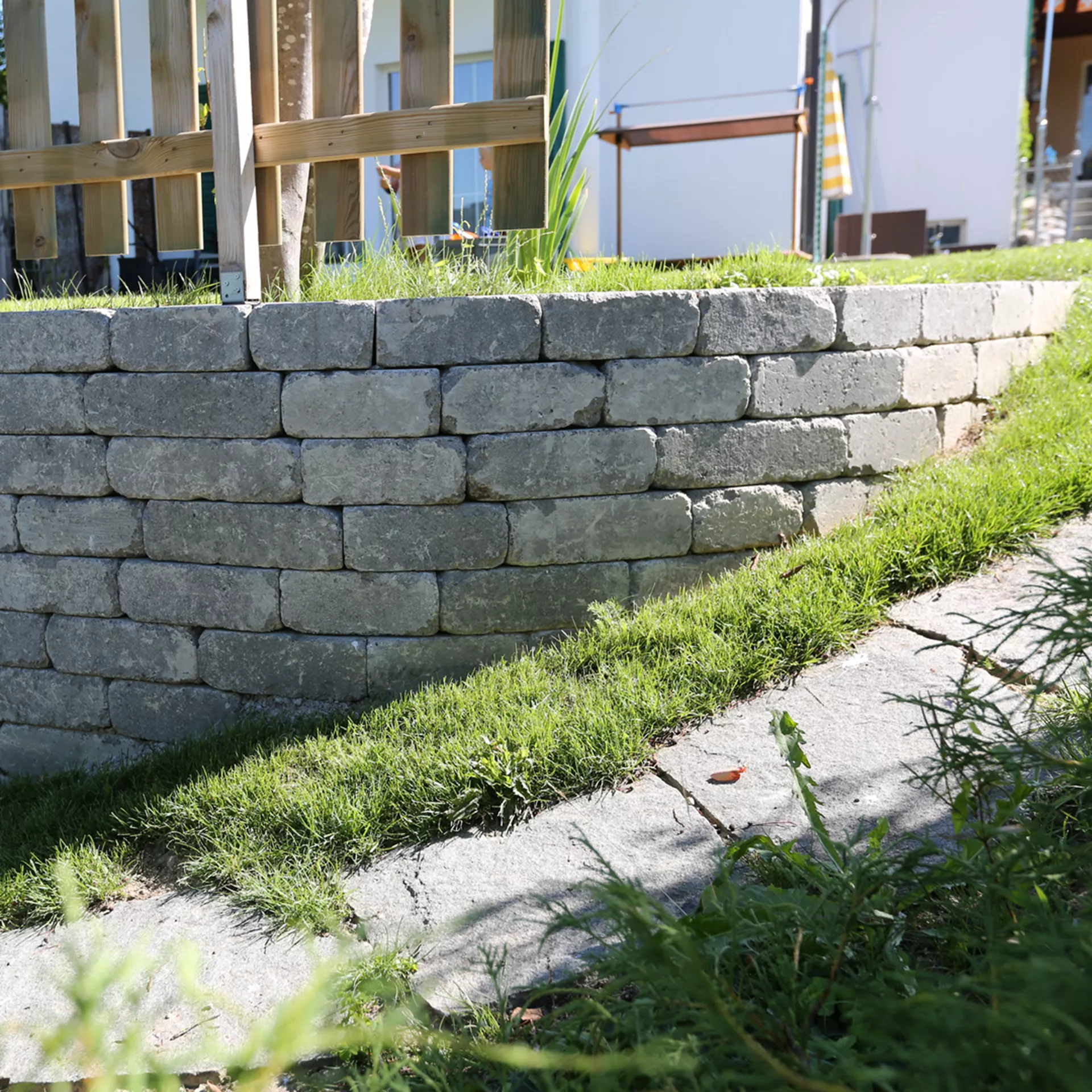 CUATRO Keilmauersteine