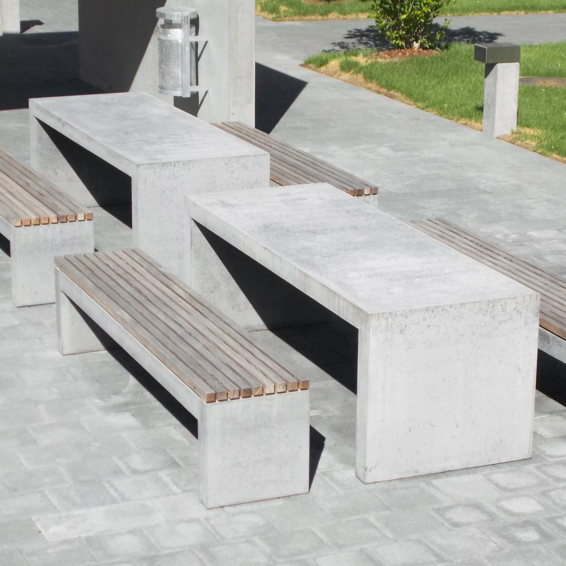 INTERMEZZO<sup>®</sup> Tische und Bänke standard