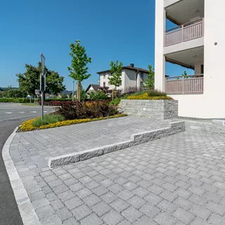 TEGULA<sup>®</sup> SPLITT Ökosteine Kanten gebrochen