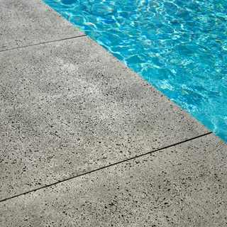 TRAVINA Gartenplatten mit feiner Travertinstruktur