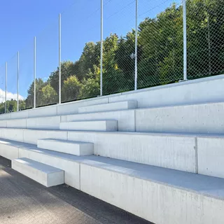 Marches d'escalier pleines pour éléments carrés