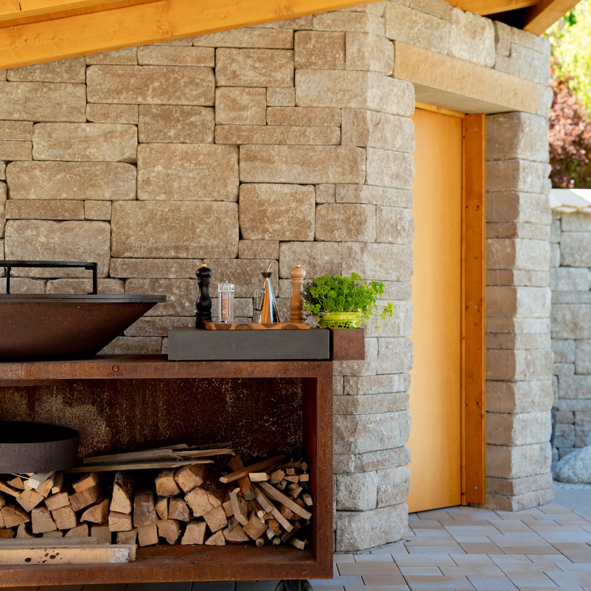 SANTURO<sup>®</sup> Landhausmauer