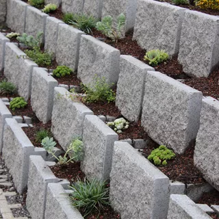 SANTURO<sup>®</sup> Böschungssteine